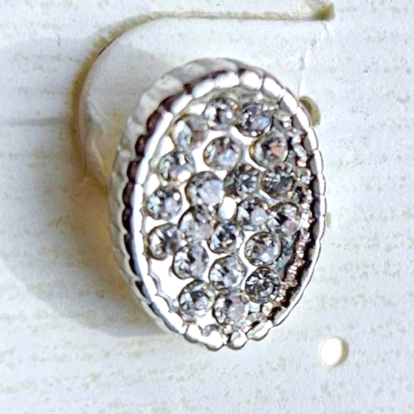 Sterling Silver Oval Pavé CZ Stud Earrings – Rope Border, Tarnish-Free, Sparkle - Picture 3 of 5
